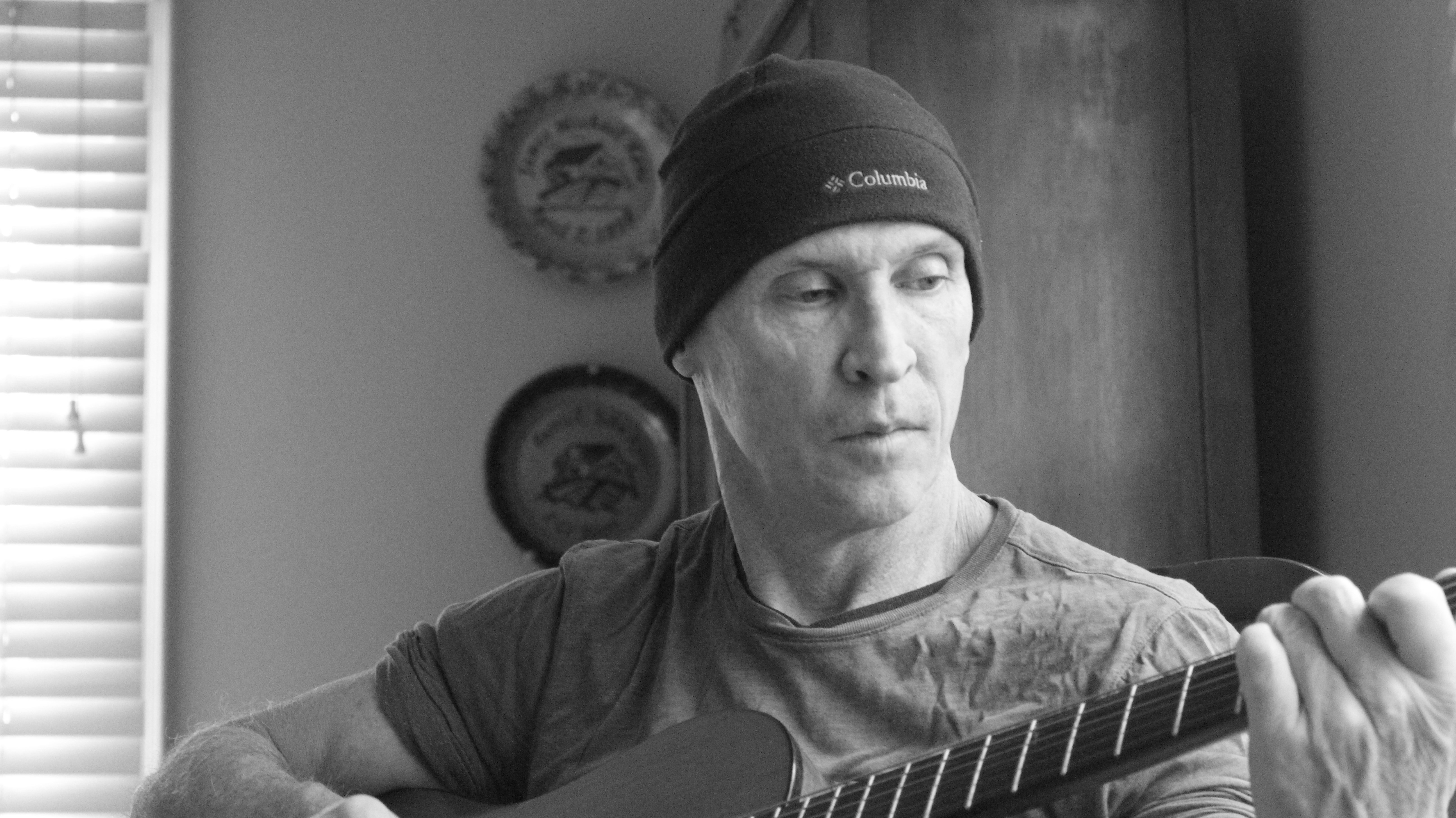 mikekanesongwriter.com